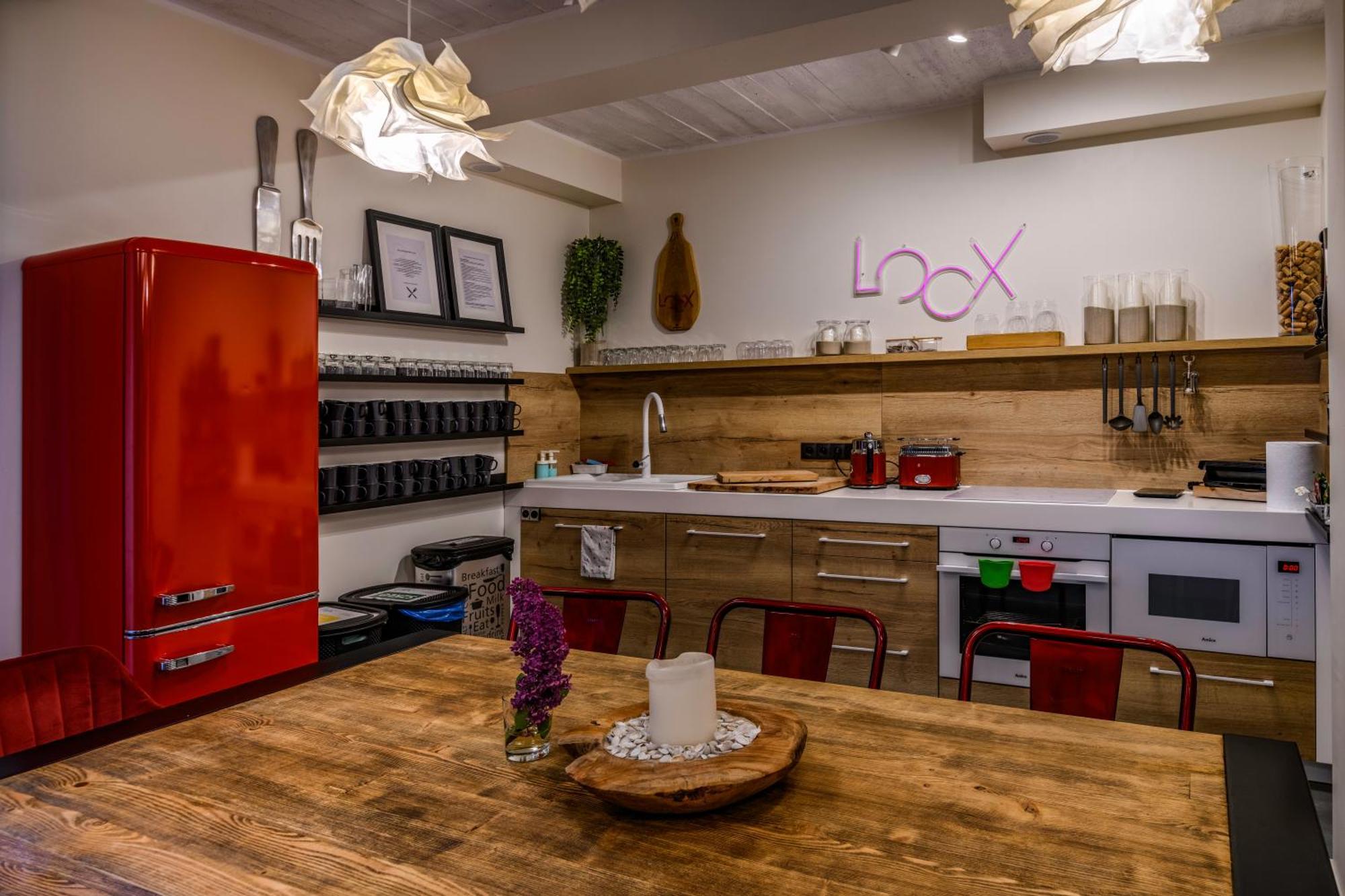 Loox Ostrovo- Boutique House-Noclegi Nad Morzem オストロボ エクステリア 写真